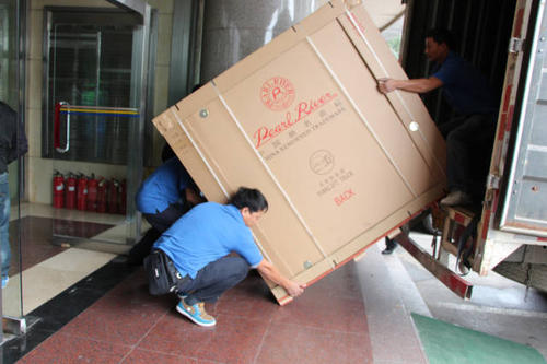 开阳钢琴贵重工艺品无忧运